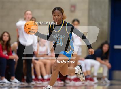 Thumbnail 3 in Liberty vs Bakersfield Christian photogallery.