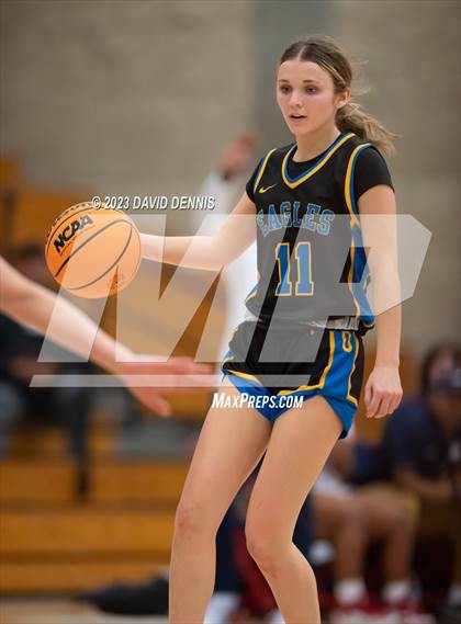 Thumbnail 2 in Liberty vs Bakersfield Christian photogallery.