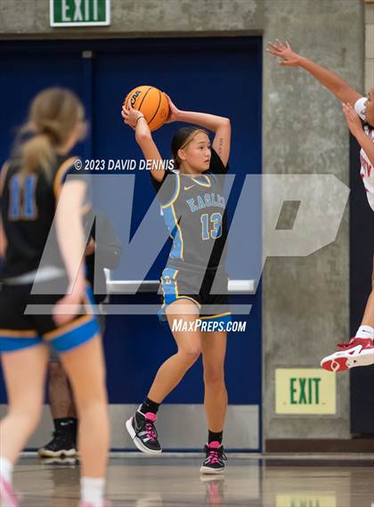 Thumbnail 2 in Liberty vs Bakersfield Christian photogallery.