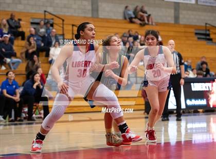 Thumbnail 3 in Liberty vs Bakersfield Christian photogallery.