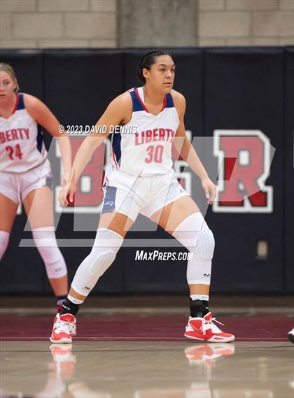 Thumbnail 3 in Liberty vs Bakersfield Christian photogallery.