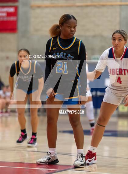 Thumbnail 1 in Liberty vs Bakersfield Christian photogallery.