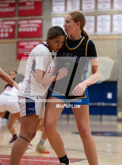 Thumbnail 2 in Liberty vs Bakersfield Christian photogallery.