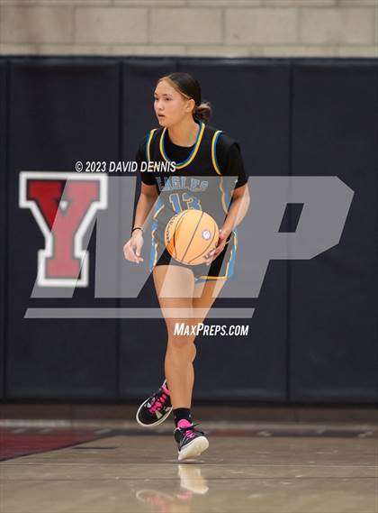 Thumbnail 3 in Liberty vs Bakersfield Christian photogallery.