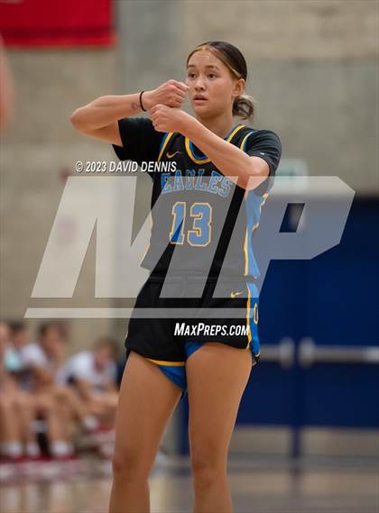 Thumbnail 1 in Liberty vs Bakersfield Christian photogallery.