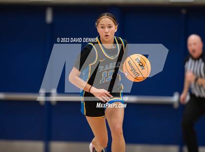 Thumbnail 2 in Liberty vs Bakersfield Christian photogallery.