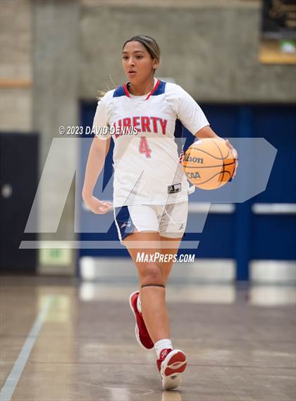 Thumbnail 2 in Liberty vs Bakersfield Christian photogallery.