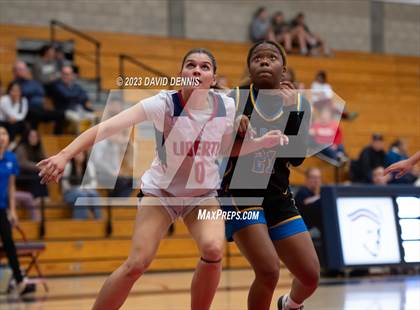 Thumbnail 3 in Liberty vs Bakersfield Christian photogallery.