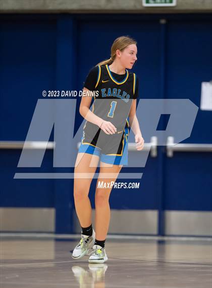 Thumbnail 1 in Liberty vs Bakersfield Christian photogallery.