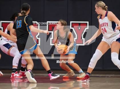 Thumbnail 1 in Liberty vs Bakersfield Christian photogallery.