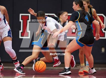 Thumbnail 3 in Liberty vs Bakersfield Christian photogallery.