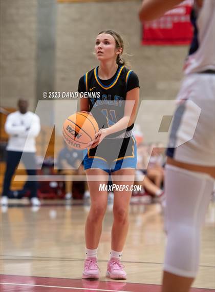 Thumbnail 3 in Liberty vs Bakersfield Christian photogallery.