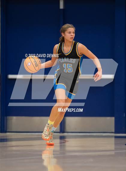 Thumbnail 3 in Liberty vs Bakersfield Christian photogallery.