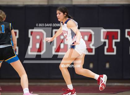 Thumbnail 3 in Liberty vs Bakersfield Christian photogallery.