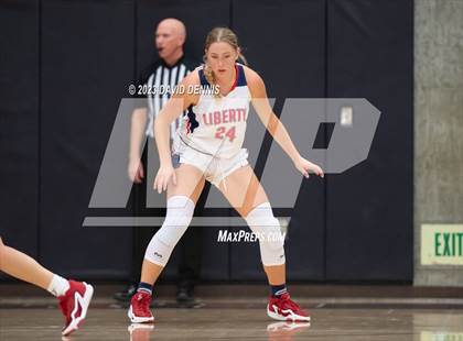 Thumbnail 1 in Liberty vs Bakersfield Christian photogallery.
