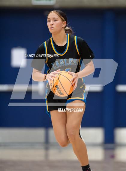 Thumbnail 1 in Liberty vs Bakersfield Christian photogallery.