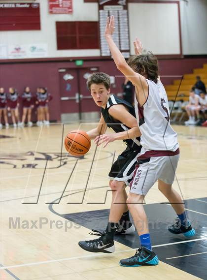 Thumbnail 3 in Woodcreek vs Del Oro photogallery.