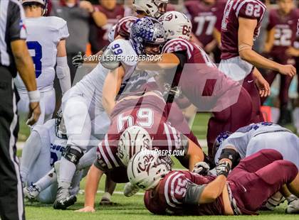 Thumbnail 3 in College Station vs. Calallen (UIL 5A Semifinal) photogallery.