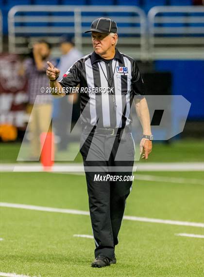 Thumbnail 2 in College Station vs. Calallen (UIL 5A Semifinal) photogallery.