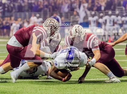 Thumbnail 3 in College Station vs. Calallen (UIL 5A Semifinal) photogallery.