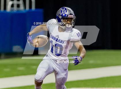 Thumbnail 3 in College Station vs. Calallen (UIL 5A Semifinal) photogallery.