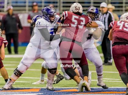 Thumbnail 3 in College Station vs. Calallen (UIL 5A Semifinal) photogallery.