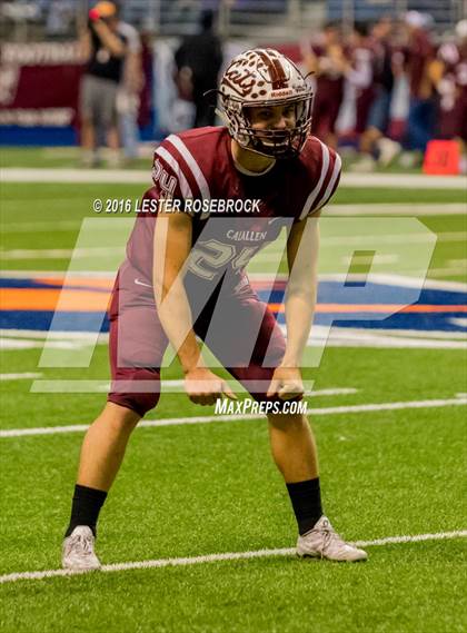 Thumbnail 3 in College Station vs. Calallen (UIL 5A Semifinal) photogallery.