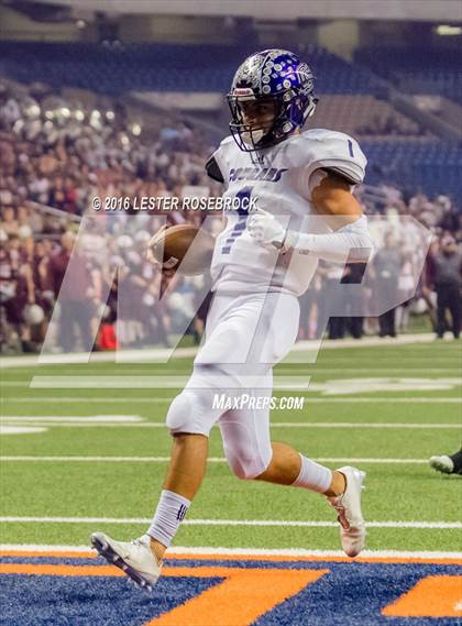 Thumbnail 1 in College Station vs. Calallen (UIL 5A Semifinal) photogallery.