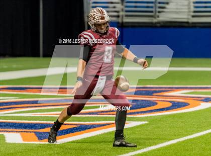 Thumbnail 3 in College Station vs. Calallen (UIL 5A Semifinal) photogallery.