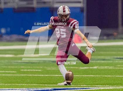 Thumbnail 2 in College Station vs. Calallen (UIL 5A Semifinal) photogallery.