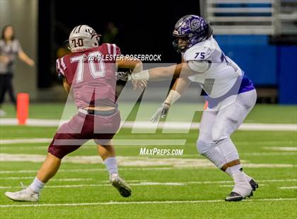 Thumbnail 1 in College Station vs. Calallen (UIL 5A Semifinal) photogallery.