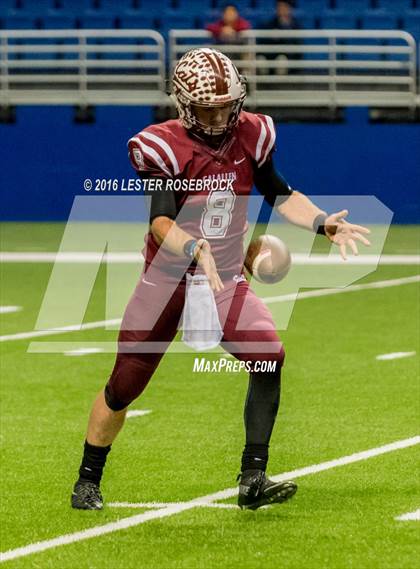 Thumbnail 3 in College Station vs. Calallen (UIL 5A Semifinal) photogallery.