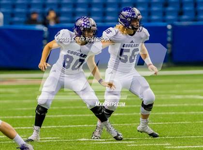 Thumbnail 3 in College Station vs. Calallen (UIL 5A Semifinal) photogallery.