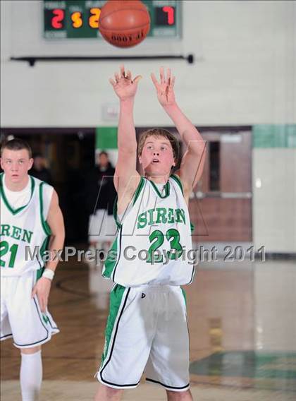 Thumbnail 2 in Grantsburg vs. Siren photogallery.