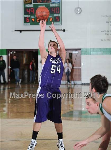 Thumbnail 1 in Grantsburg vs. Siren photogallery.