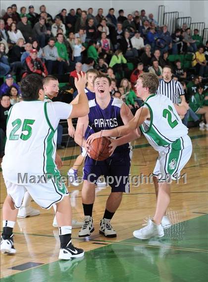 Thumbnail 3 in Grantsburg vs. Siren photogallery.
