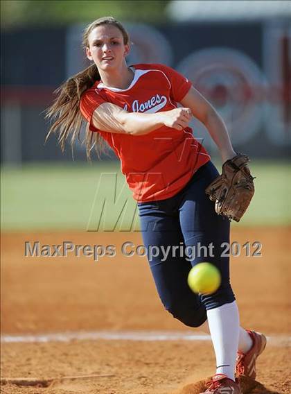 Thumbnail 2 in Hoover @ Bob Jones photogallery.