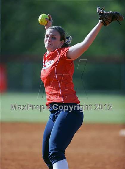 Thumbnail 1 in Hoover @ Bob Jones photogallery.