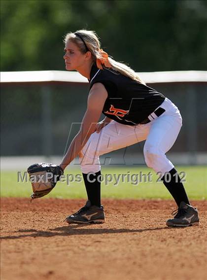 Thumbnail 1 in Hoover @ Bob Jones photogallery.