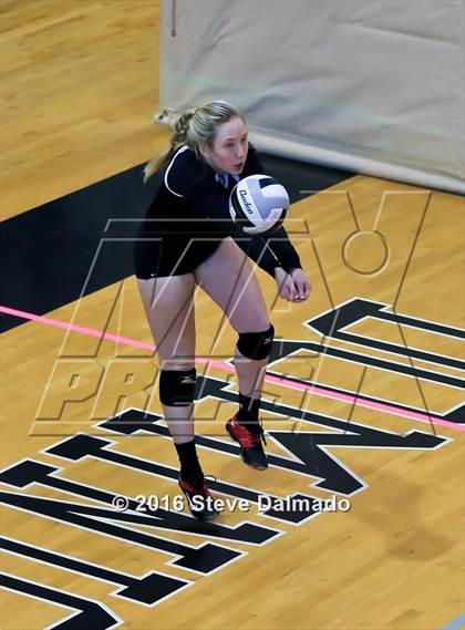 Thumbnail 1 in St. Mary's Dominican vs Academy of the Sacred Heart  (Catholic League Tournament photogallery.