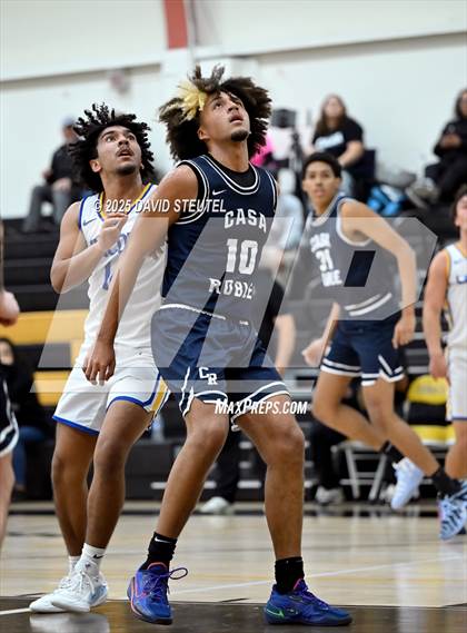 Thumbnail 1 in Casa Roble vs. Lincoln (Mel Good Holiday Classic) photogallery.