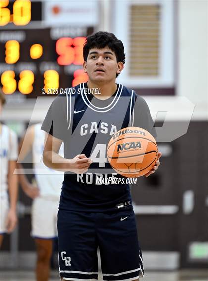 Thumbnail 2 in Casa Roble vs. Lincoln (Mel Good Holiday Classic) photogallery.