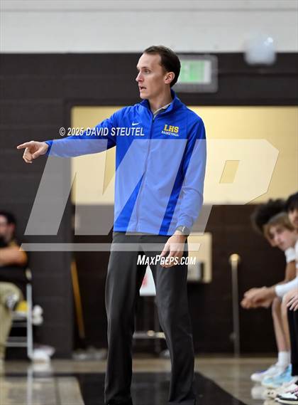 Thumbnail 3 in Casa Roble vs. Lincoln (Mel Good Holiday Classic) photogallery.