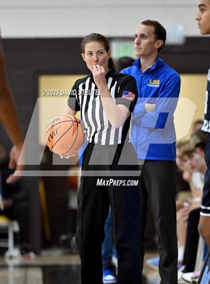 Thumbnail 3 in Casa Roble vs. Lincoln (Mel Good Holiday Classic) photogallery.