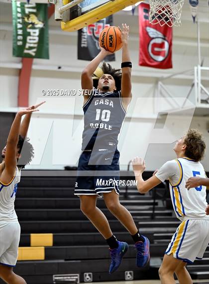 Thumbnail 3 in Casa Roble vs. Lincoln (Mel Good Holiday Classic) photogallery.