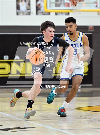 Thumbnail 3 in Casa Roble vs. Lincoln (Mel Good Holiday Classic) photogallery.