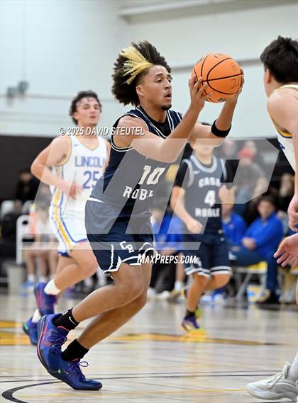 Thumbnail 1 in Casa Roble vs. Lincoln (Mel Good Holiday Classic) photogallery.