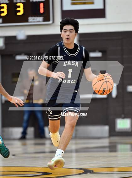 Thumbnail 2 in Casa Roble vs. Lincoln (Mel Good Holiday Classic) photogallery.