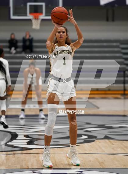 Thumbnail 2 in South Bend Washington vs. North Central (Sneakers for Santa Shootout) photogallery.