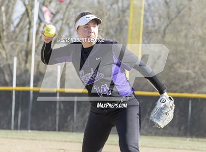 Thumbnail 3 in Indian Trail @ Muskego photogallery.